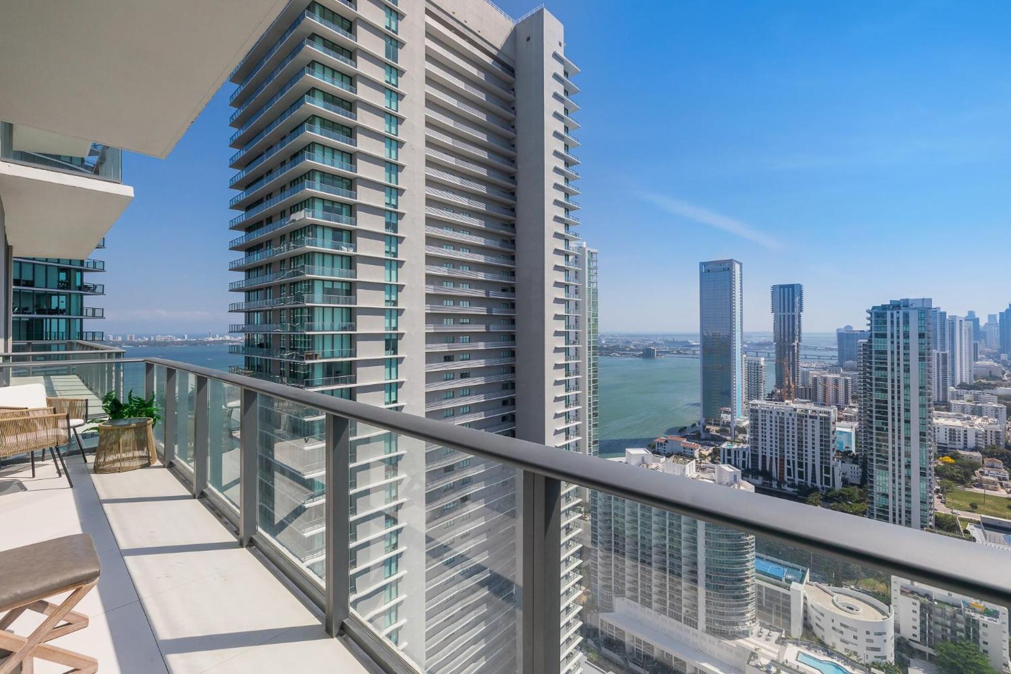 Unique High-Rise Condo In Майами Экстерьер фото